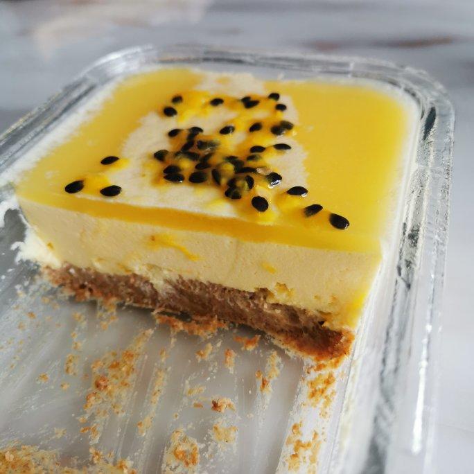 Bakingpie-集百种香味的水果-百香果慕斯