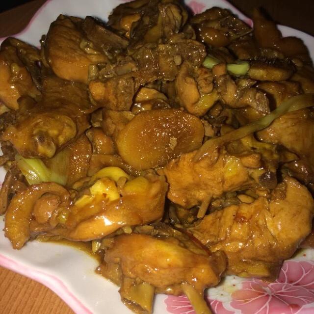 焖鸡肉