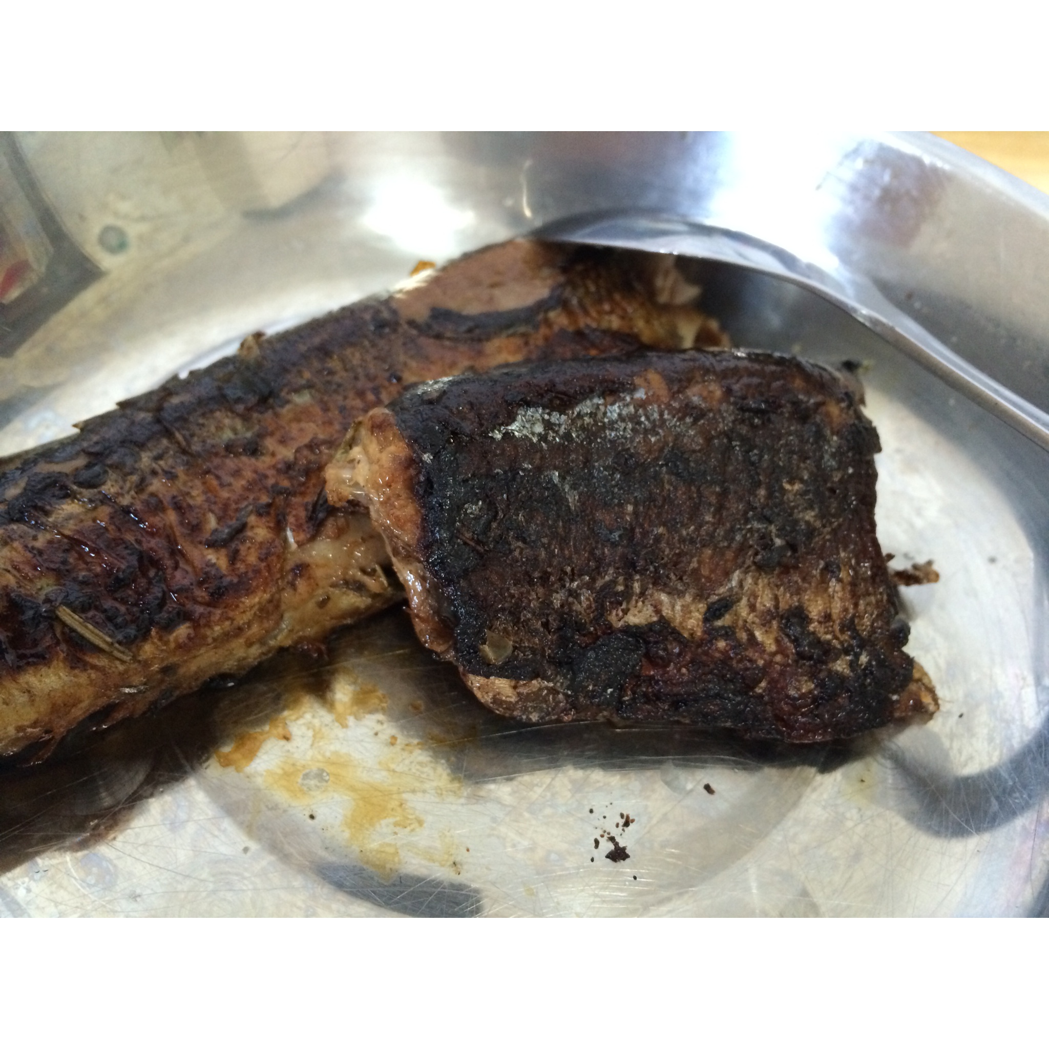 五福六顺做的午餐2015年10月24日 早上买的 想到这周都没有碰上鱼 到