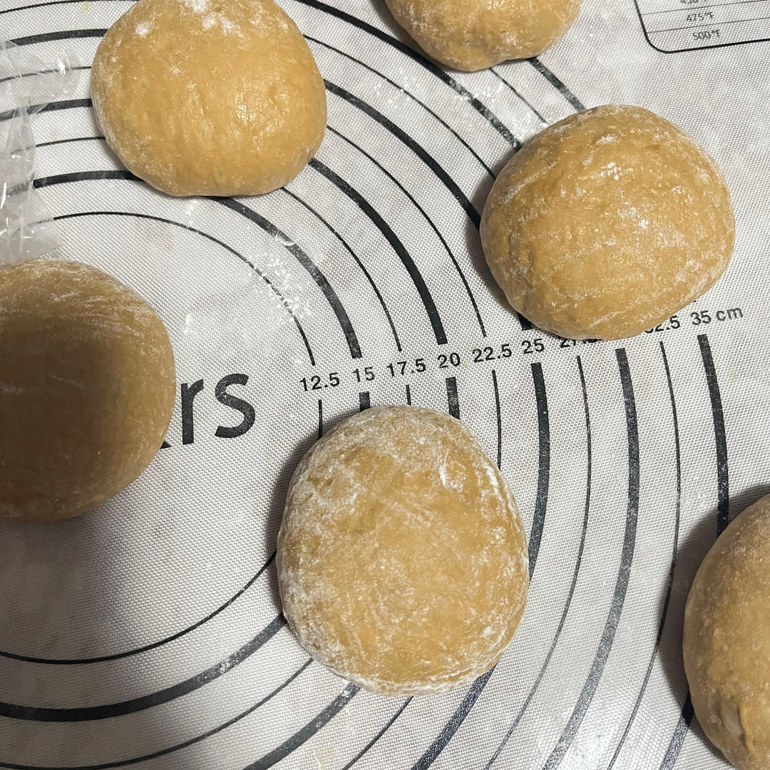 香到昏迷的－咖啡巧克力酥皮流心面包