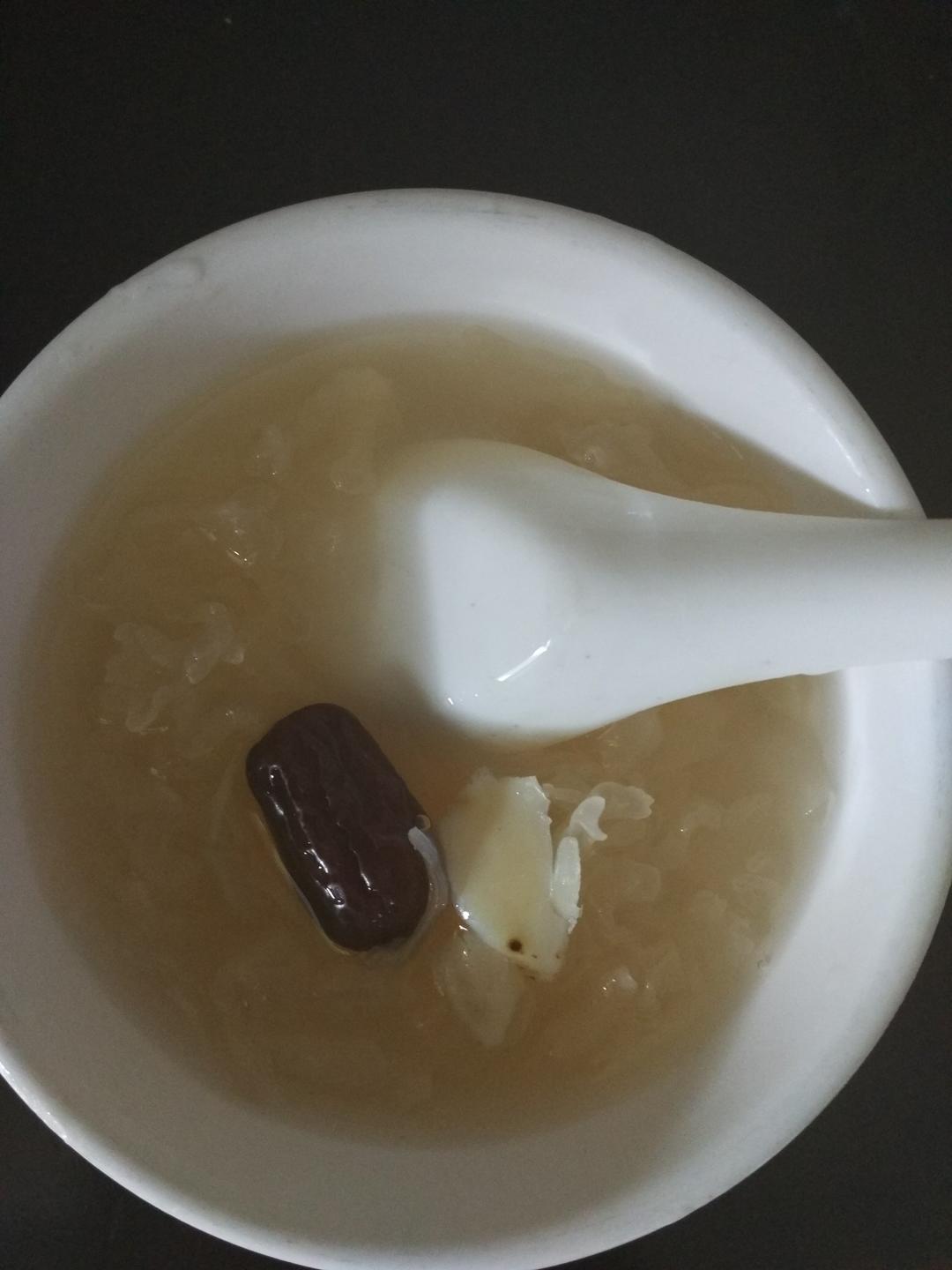 红枣银耳汤