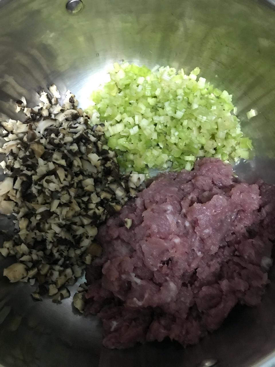 馄饨的包法（简单易学不跑馅儿）