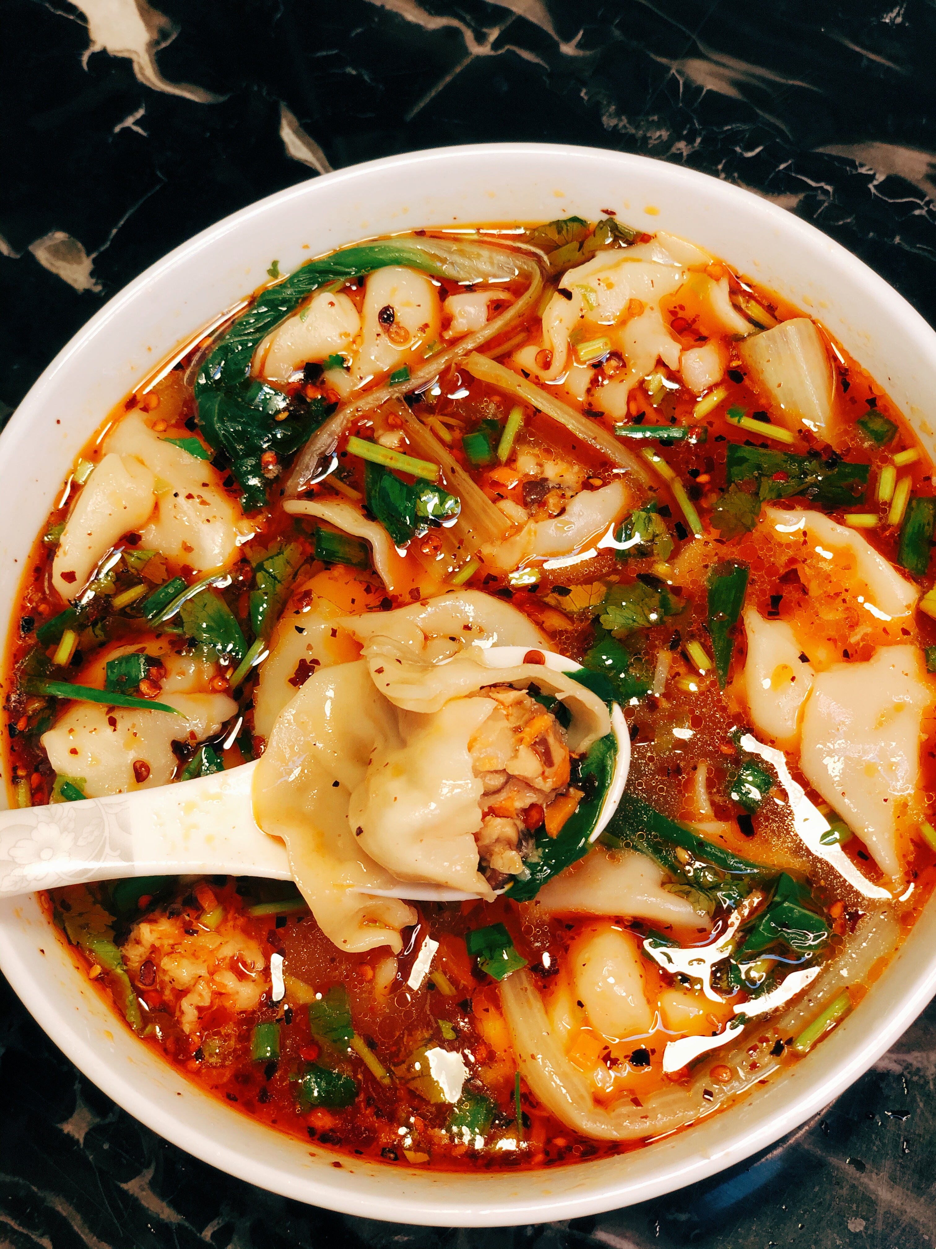 酸辣汤水饺的做法