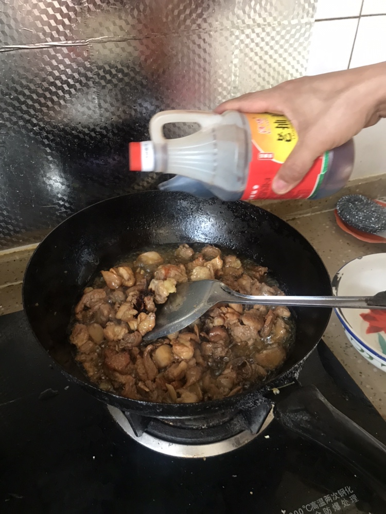 正宗新疆柴窝堡辣子鸡的做法 步骤6