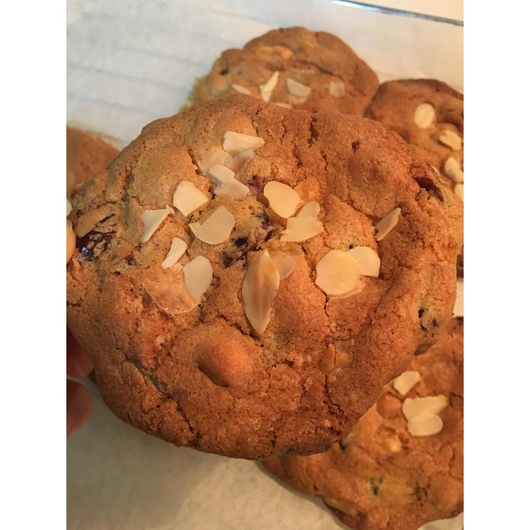 三重巧克力曲奇饼干 Triple Chocolate Cookies