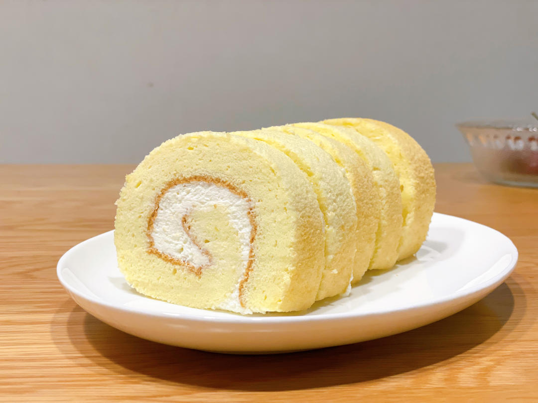 【小高姐】蛋糕卷 技巧分享 卷起容易 不会开裂