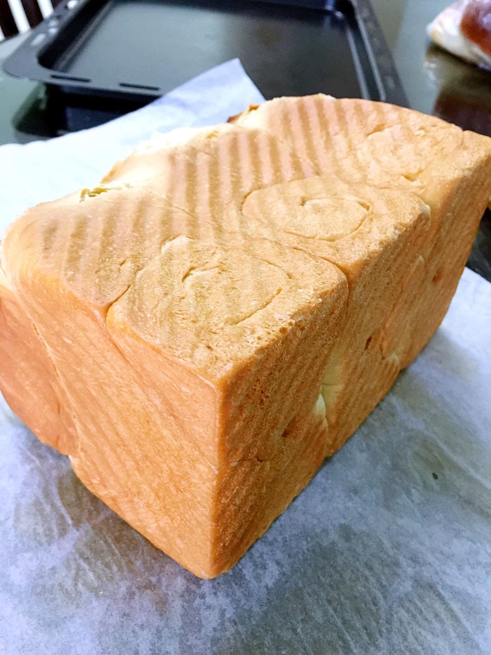 软到不知所措的牛奶卷