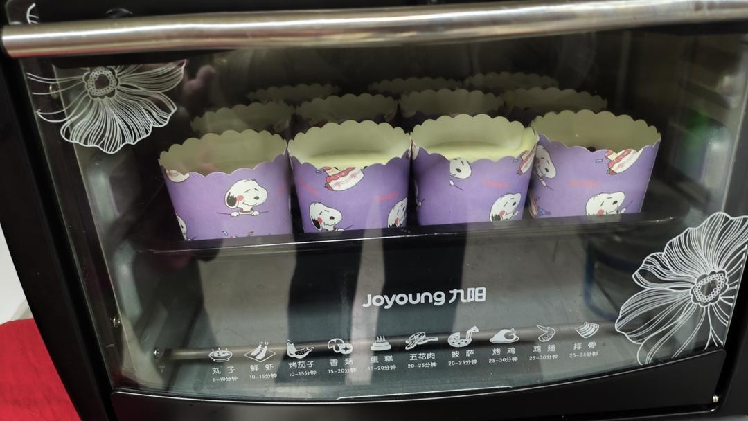 戚风小纸杯蛋糕