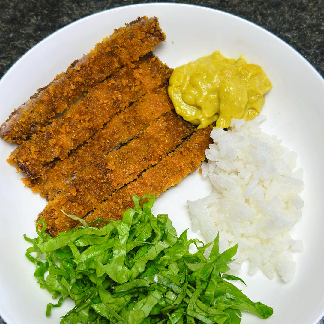 酥脆难挡的日式炸猪排饭