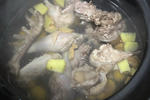 砂锅土鸡汤