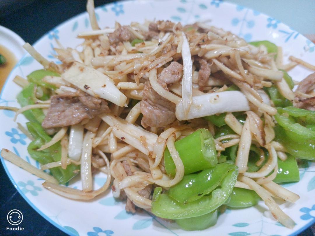 茭白这样做百吃不厌，茭白炒肉