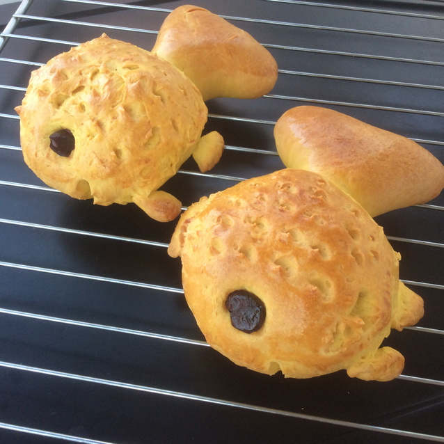 木兰筑做的卡通鱼面包