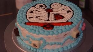 哆啦A梦生日蛋糕的做法 步骤6