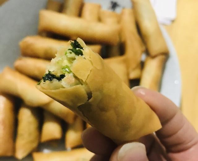 荠菜馅的春卷 荠菜馅的春卷