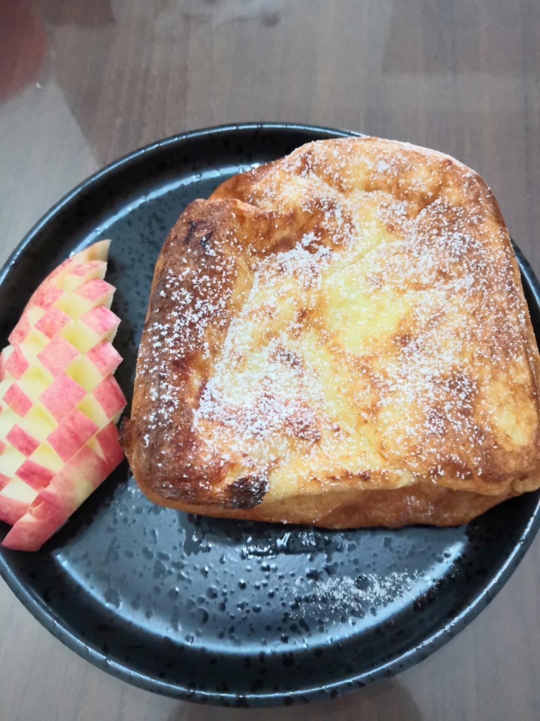 听说你们没地方传隔夜法式厚吐司