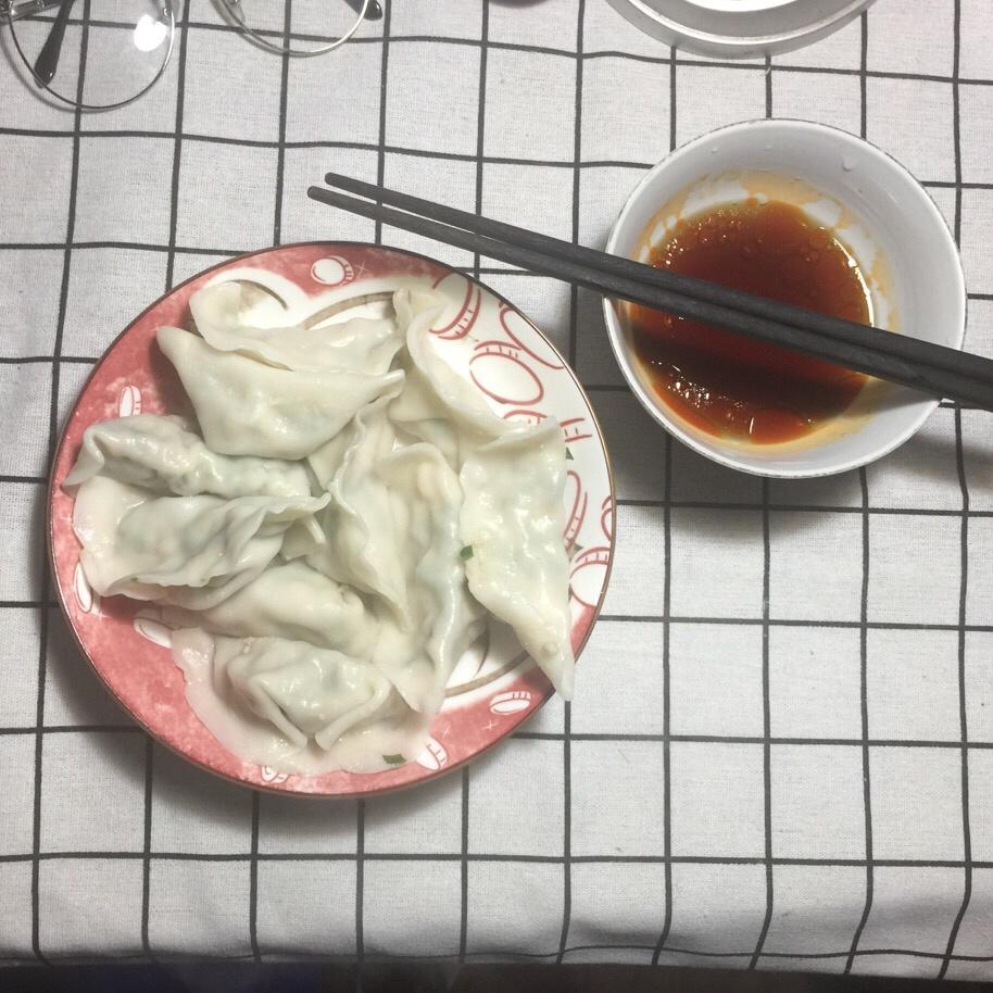 韭菜虾仁鲜肉水饺