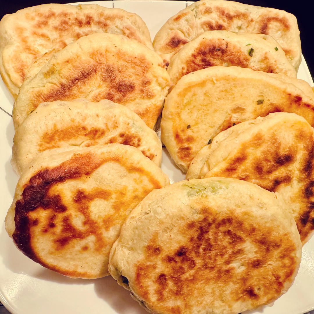 不用揉面，不用擀皮的韭菜鸡蛋发面馅饼