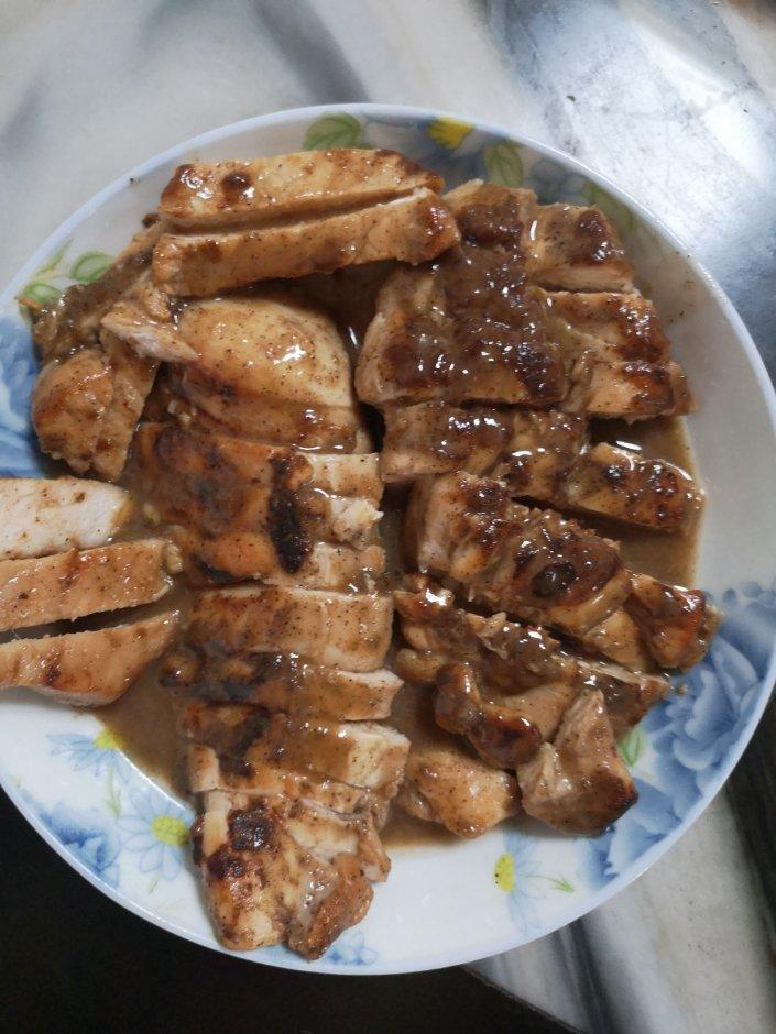 香煎鸡胸肉
