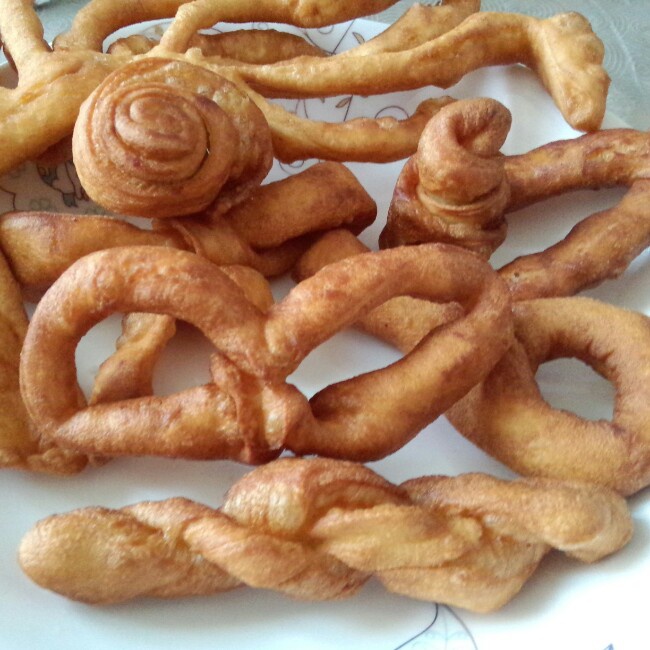 鸡蛋小麻花