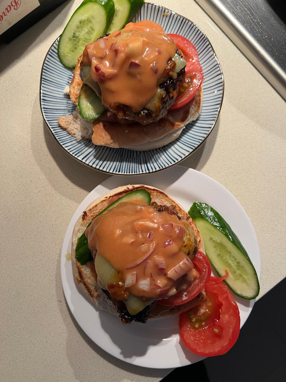 纽约网红shake shack的芝士牛肉堡(绵软面包胚&酱汁秘方)