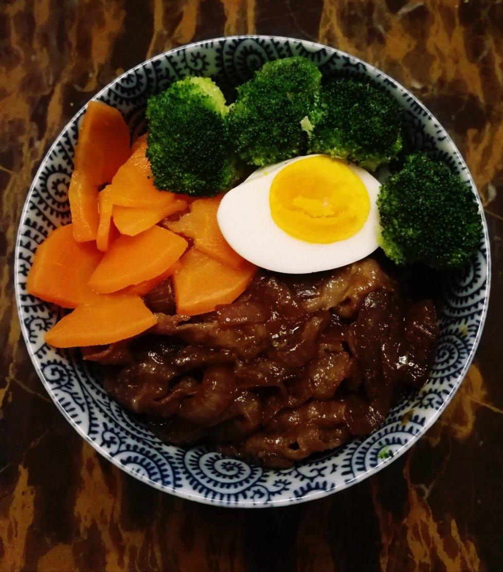肥牛饭