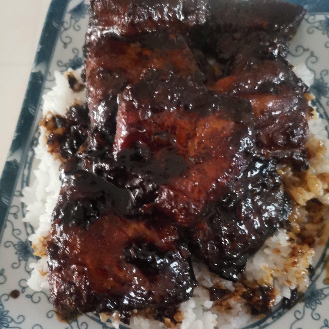 蜜汁巴沙鱼盖饭