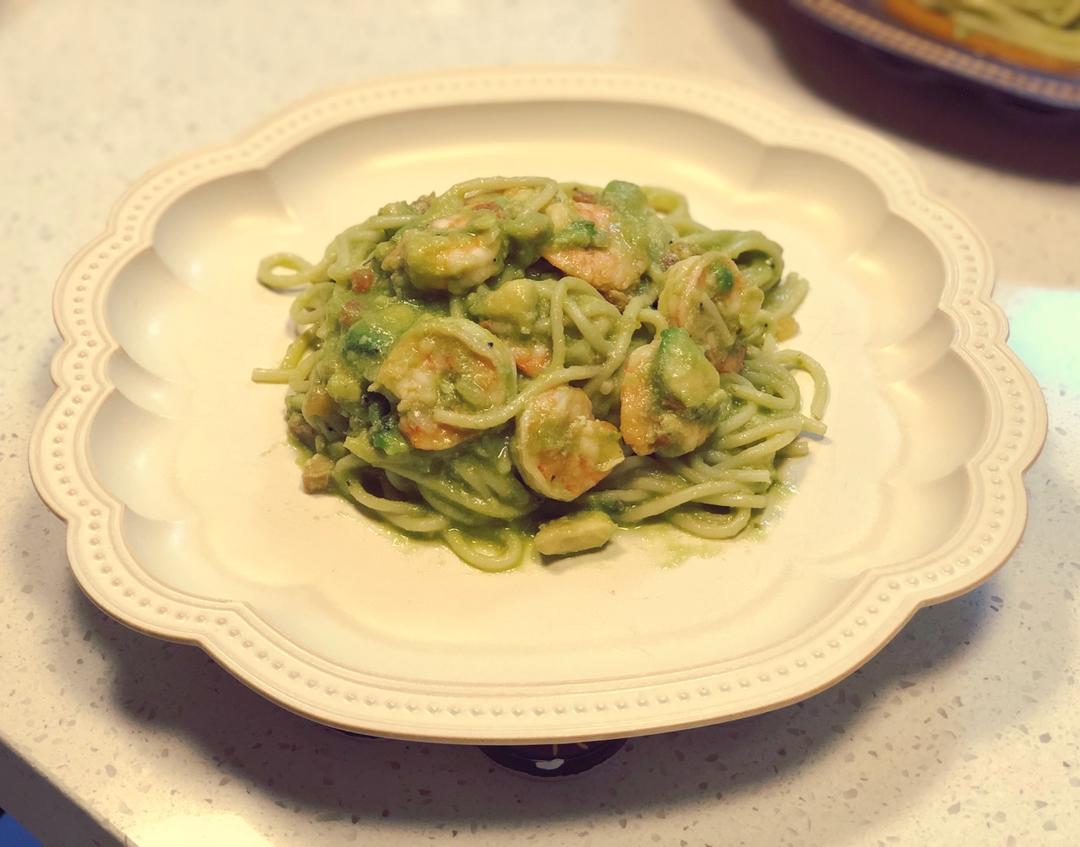 Basil牛油果虾仁意大利面