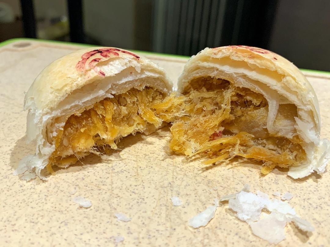 苏式肉松月饼