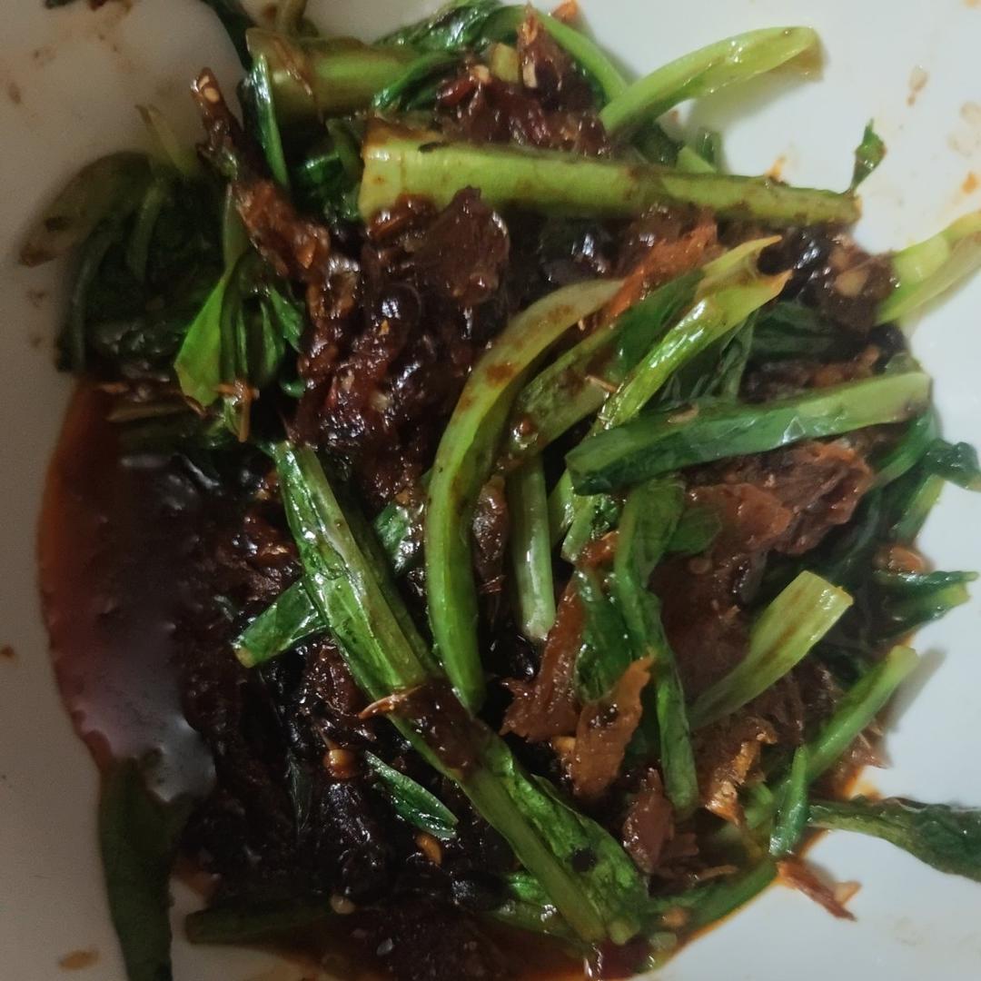 豆豉鲮鱼油麦菜
