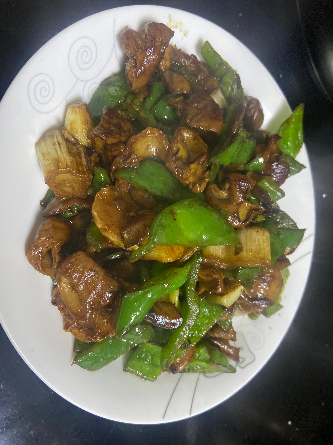 好吃到爆火爆肥肠