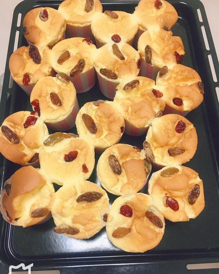 软绵绵戚风纸杯蛋糕