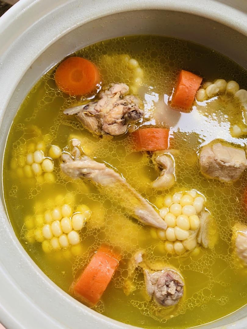 超级好喝的健脾祛湿理气砂锅炖土鸡