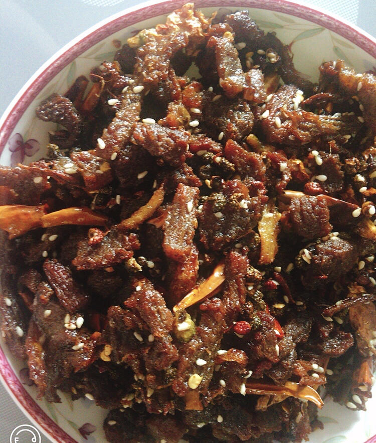 秘制麻辣牛肉干