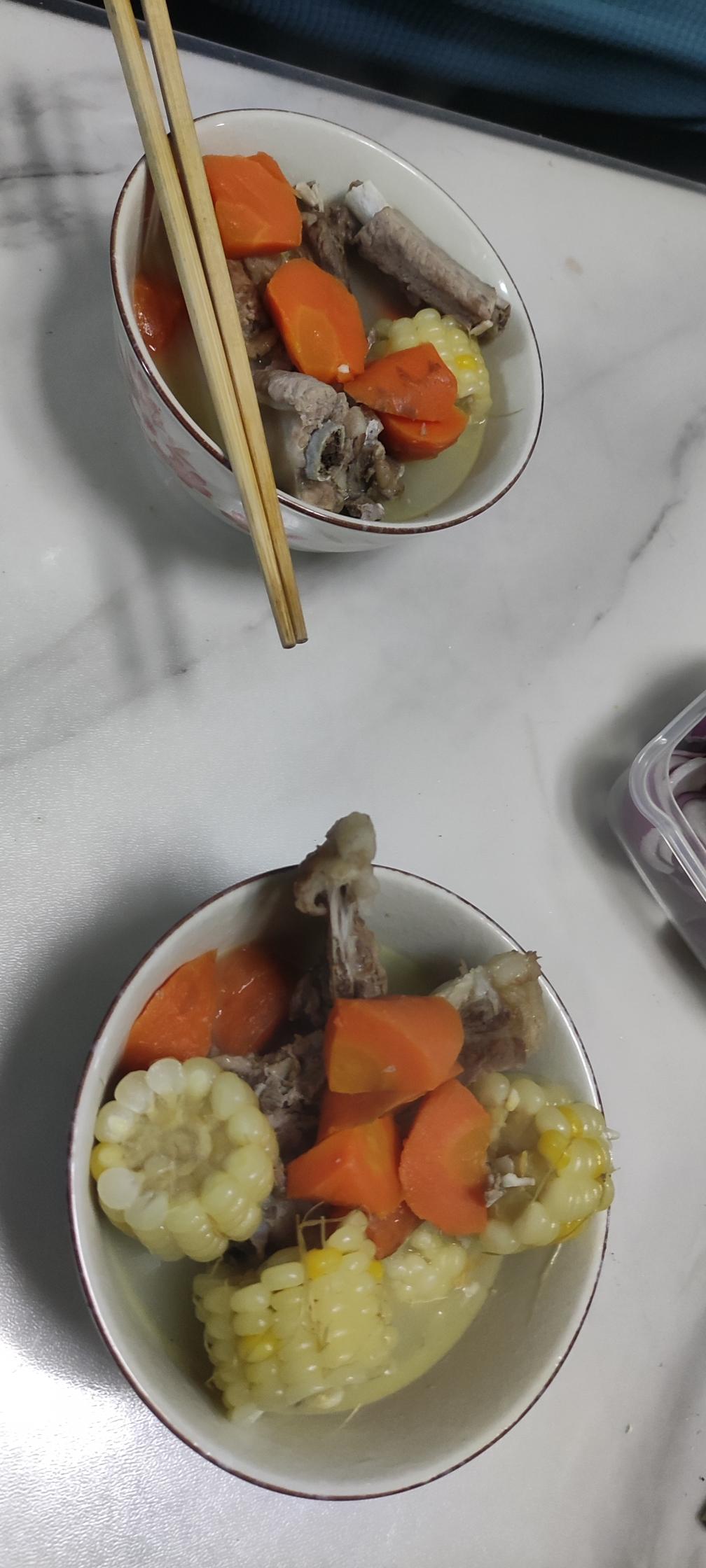 玉米排骨汤