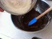 六吋奶油可可戚风蛋糕的做法 步骤10