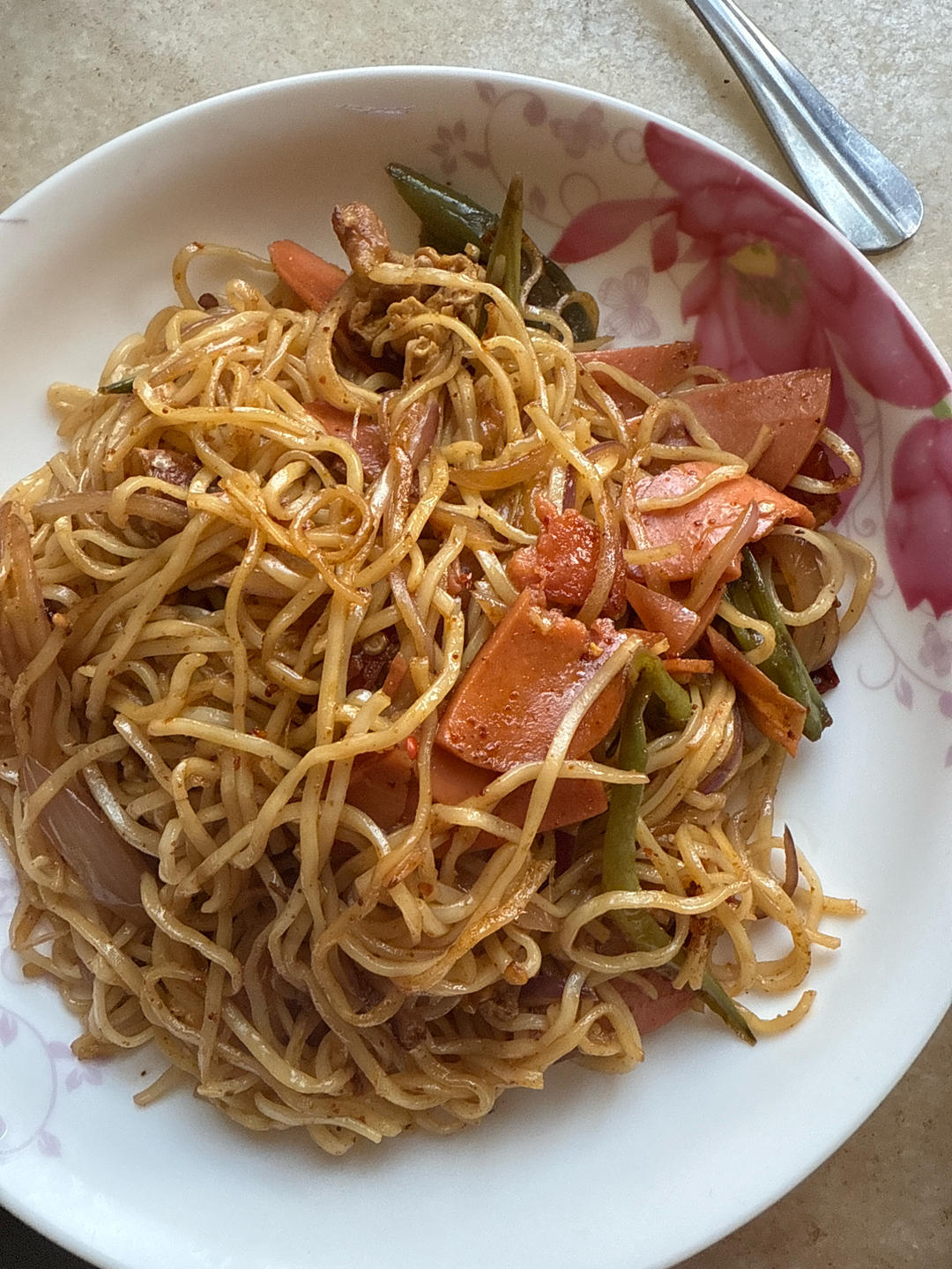 西安特色小吃——孜然炒细面