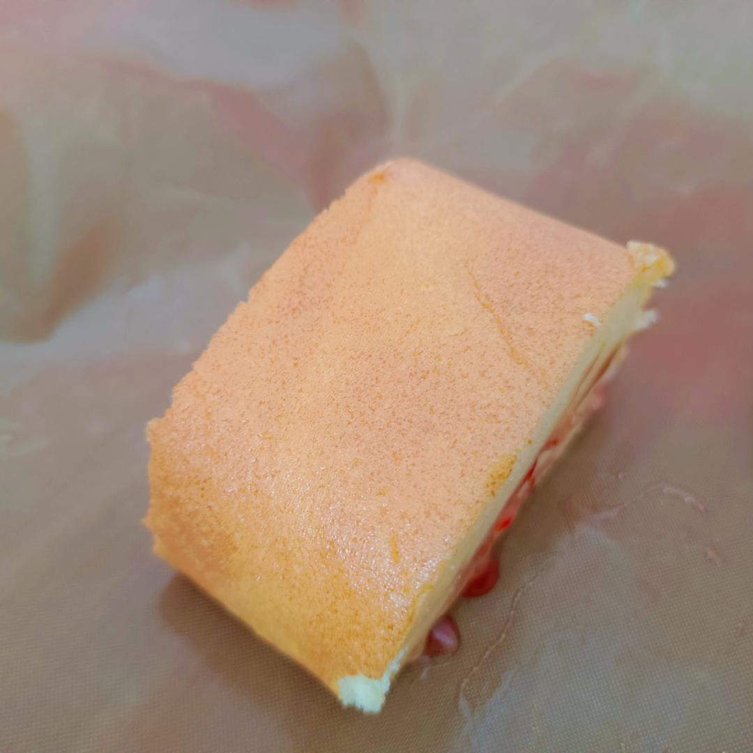 原味戚风蛋糕卷（不开裂/不掉皮）