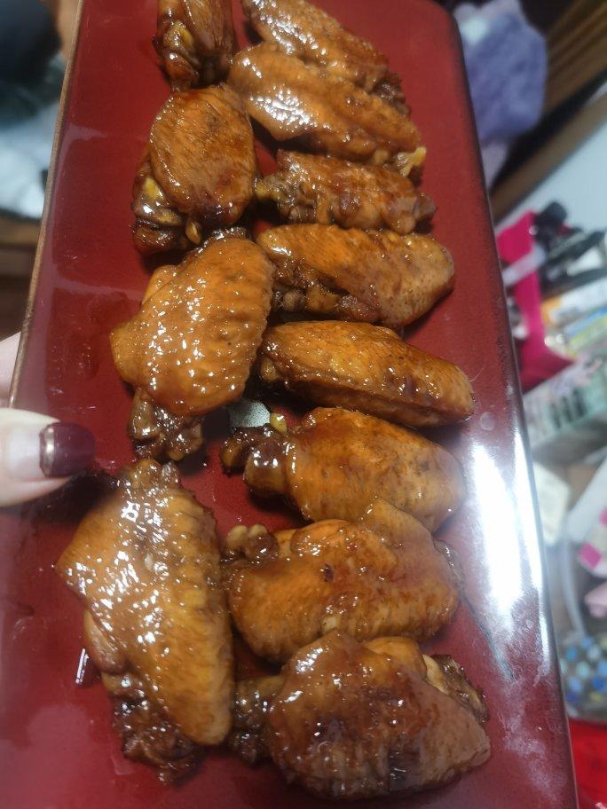 厨师长教你：“可乐鸡翅”的家常做法，味道鲜嫩可口，先收藏起来