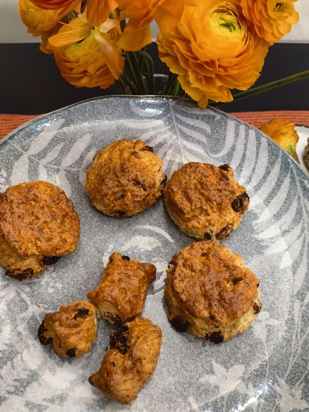 英式快手点心～葡萄干司康（Scone）
