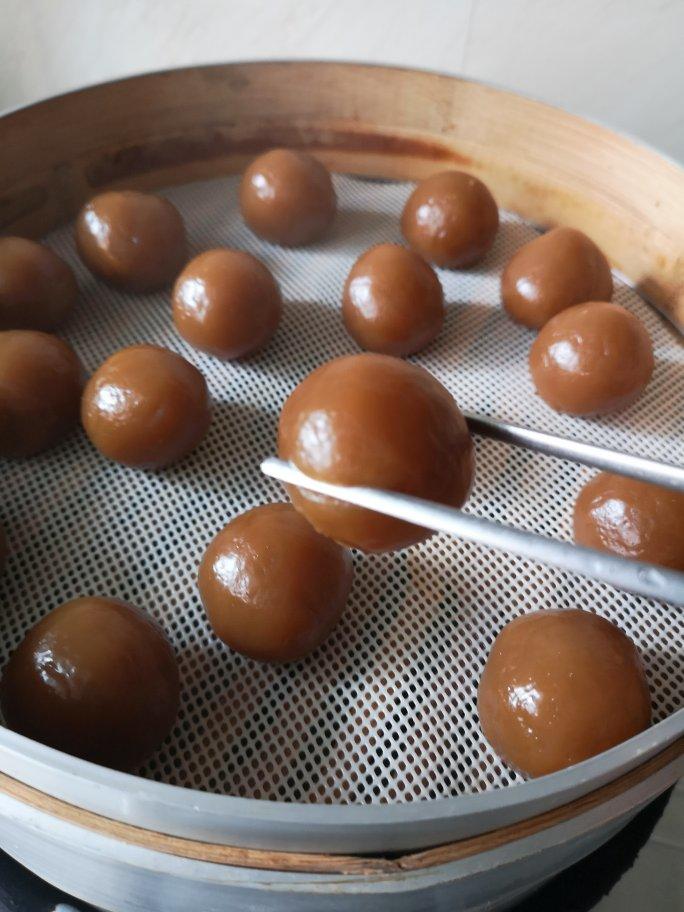 宁波特色小吃---灰汁团