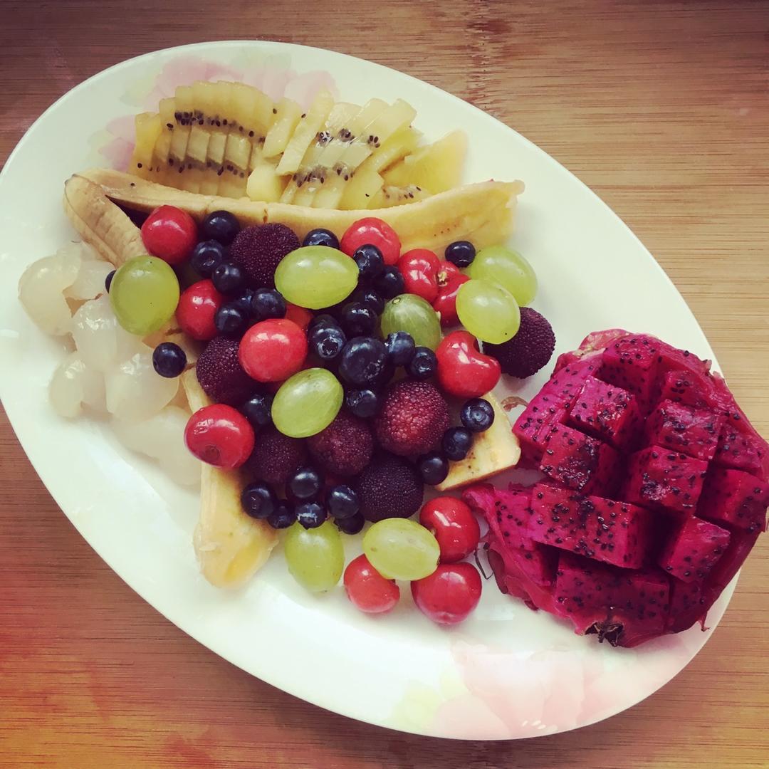 水果酸奶香蕉船