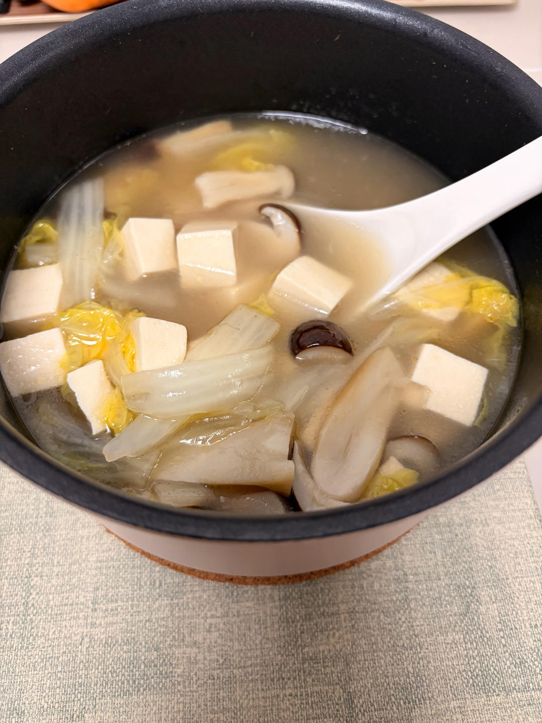 视频｜松茸豆腐汤｜牛佤松茸食谱