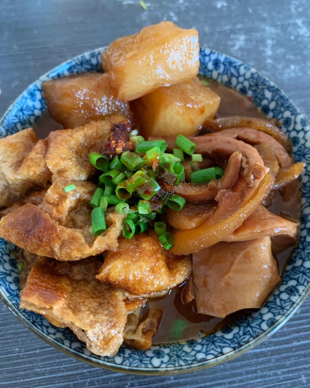 【萝卜炖牛杂】