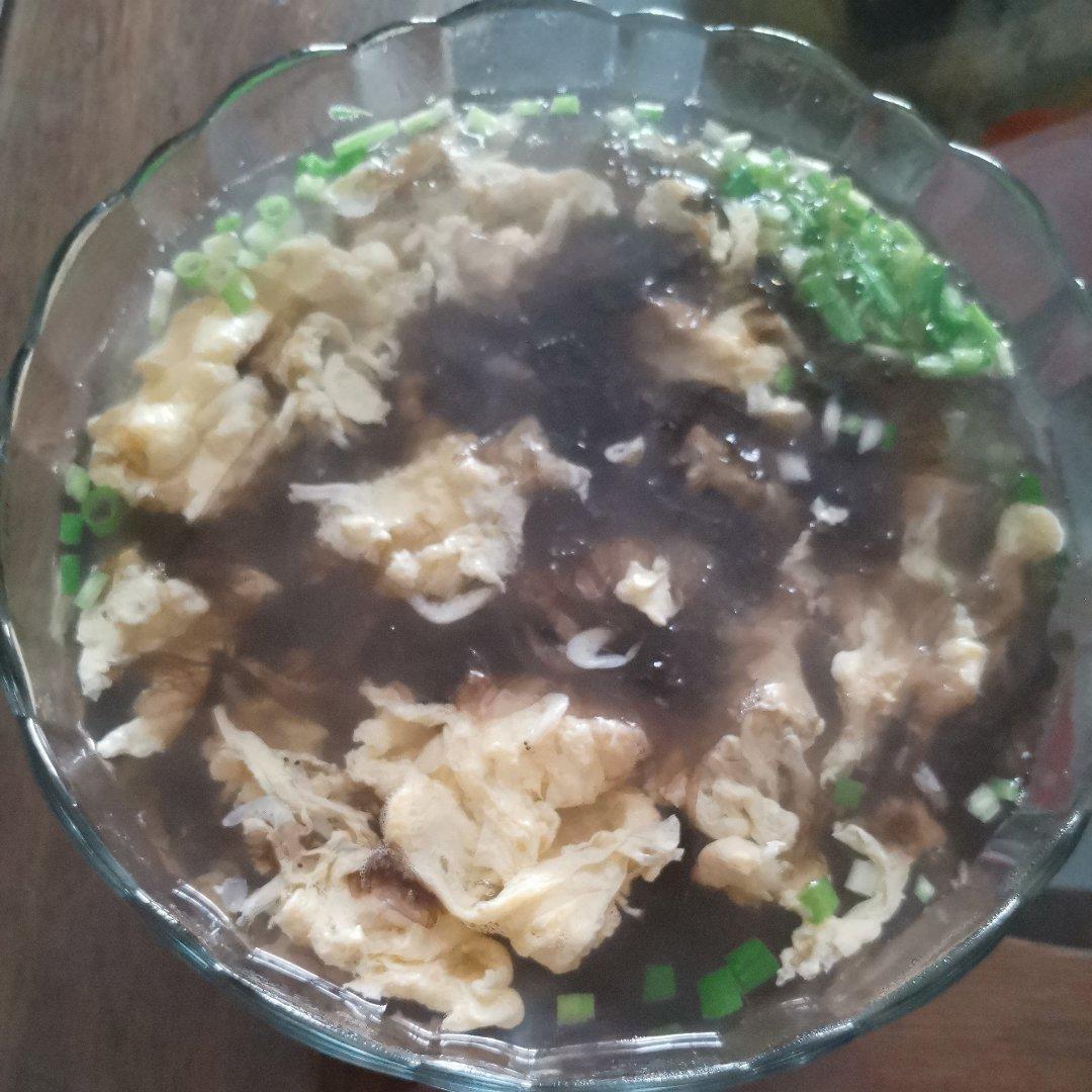三分钟搞定的虾皮紫菜蛋花汤