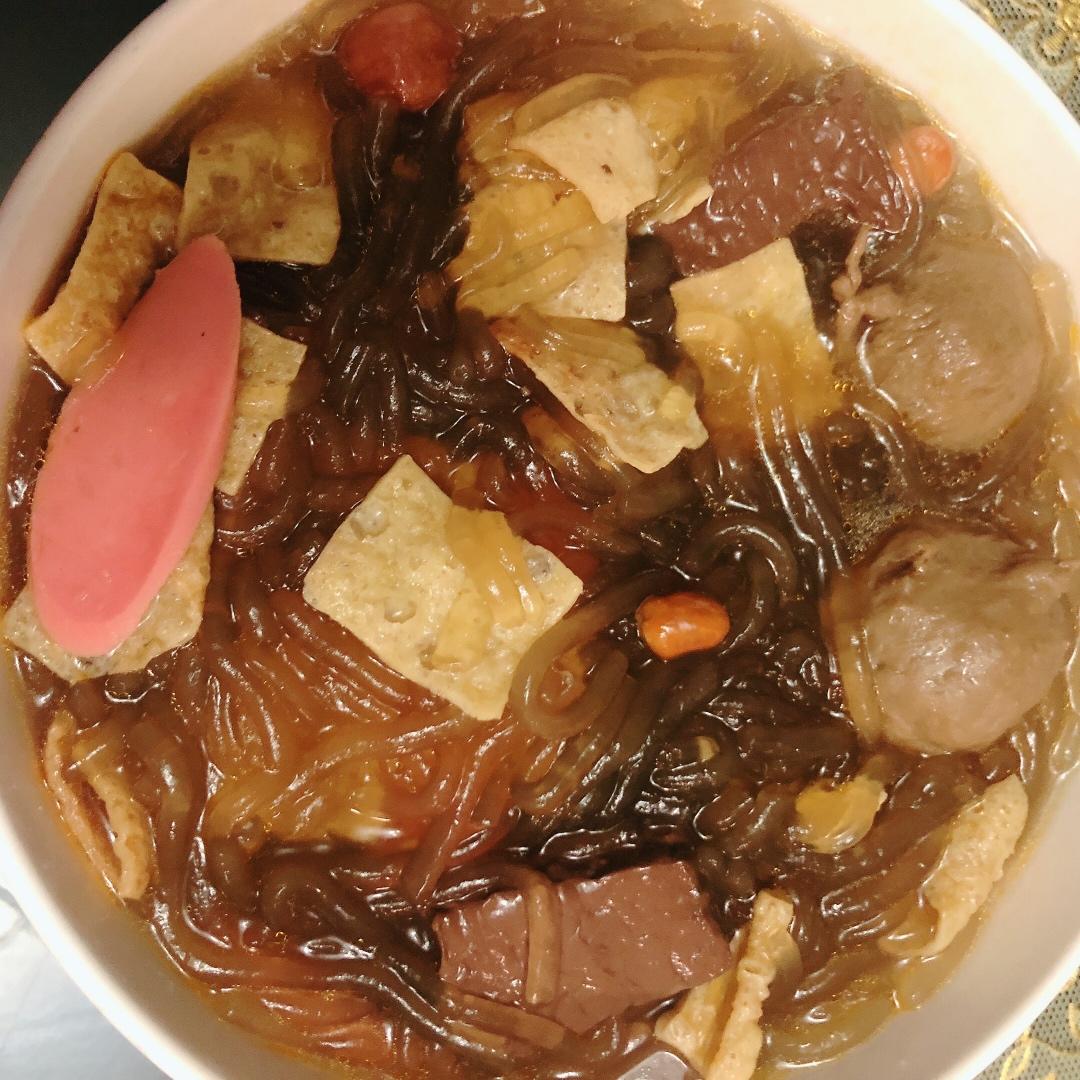 好吃到飞起的自制（酸辣粉）