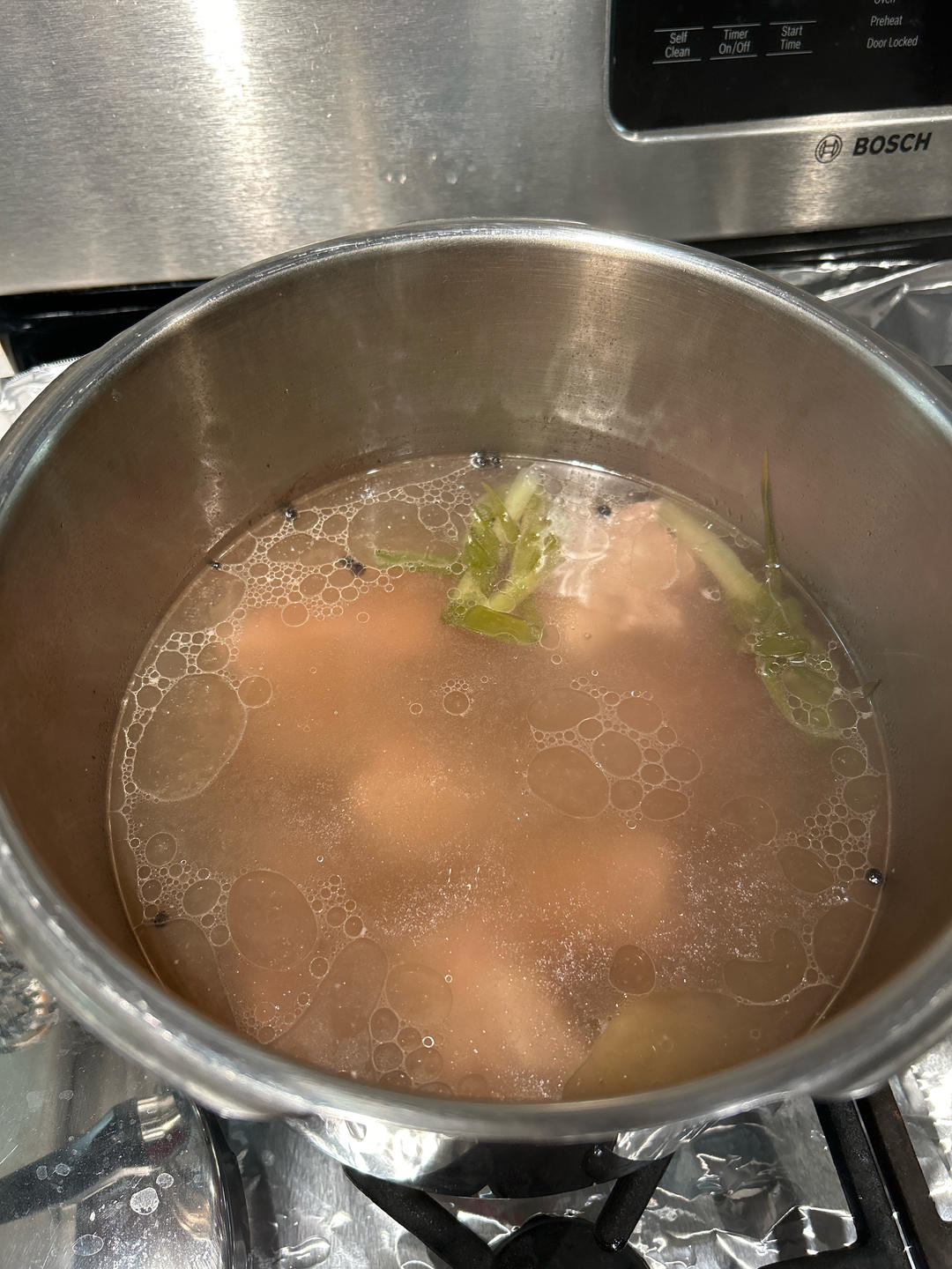 最单纯的大骨头汤