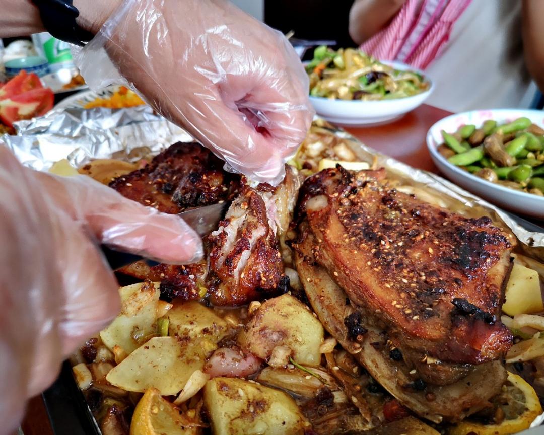 一烤烤所有的烧烤腌料之烤羊排的做法