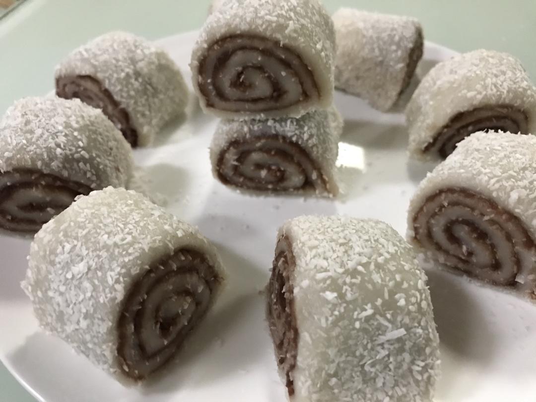 椰蓉豆沙糯米卷