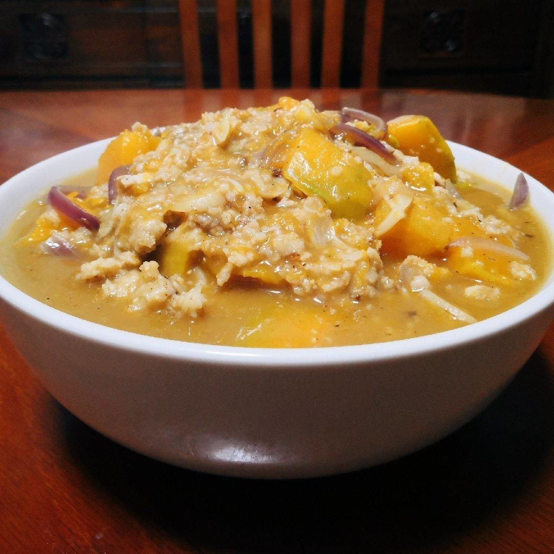 南瓜栗子鸡汤丨健康·三餐