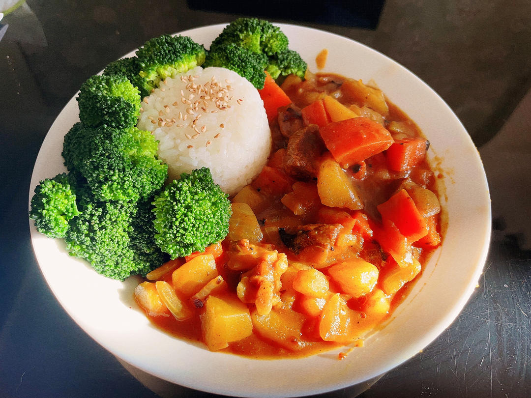 日式牛肉咖喱饭